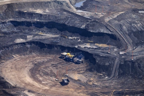 Can Oil Sands Pay Off at Just $50 a Barrel?